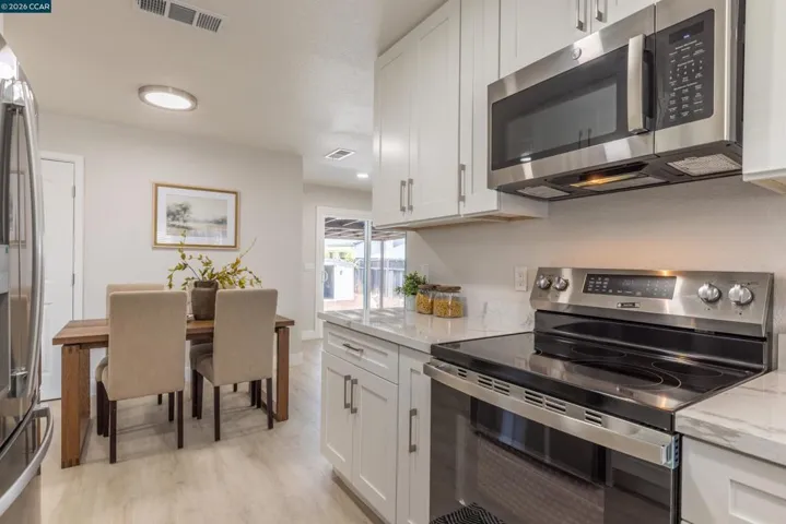 3213 San Luces Way, Union City, California 94587