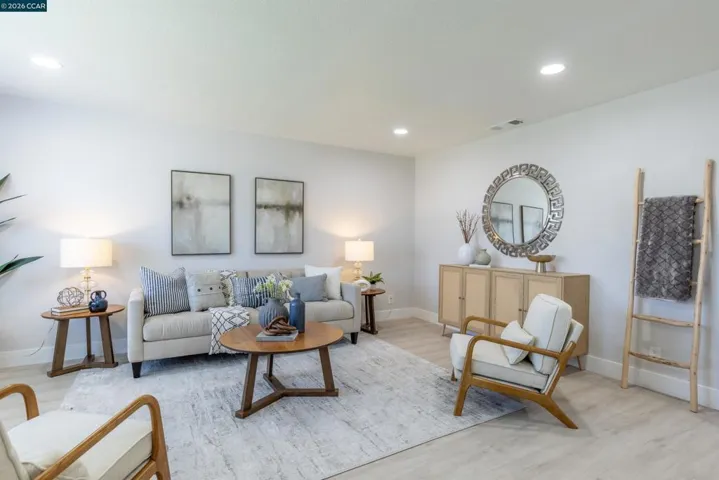 3213 San Luces Way, Union City, California 94587