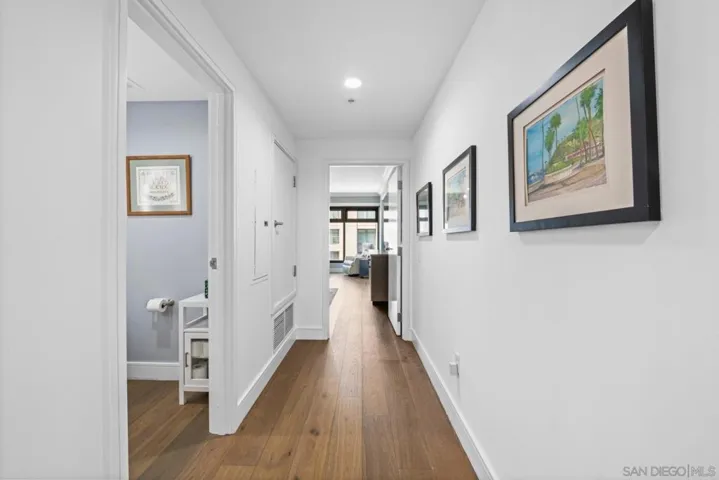 645 Front 1409, San Diego, California 92101