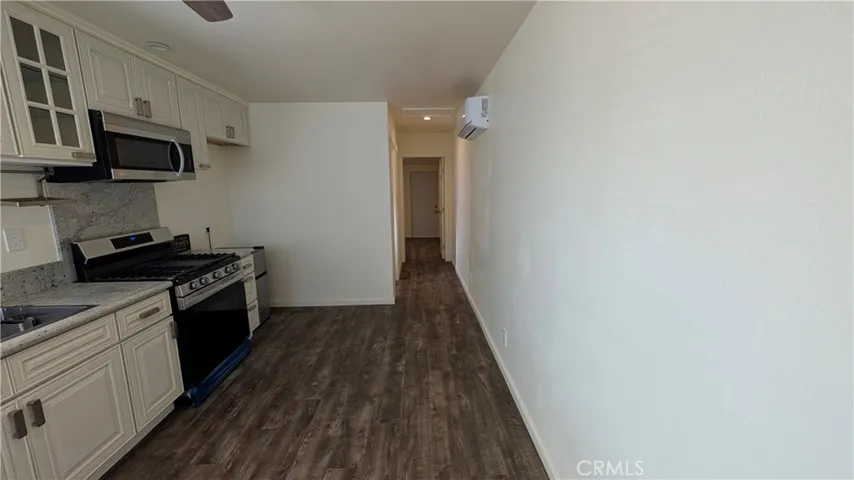 1528 E 9th Street, Long Beach, California 90813