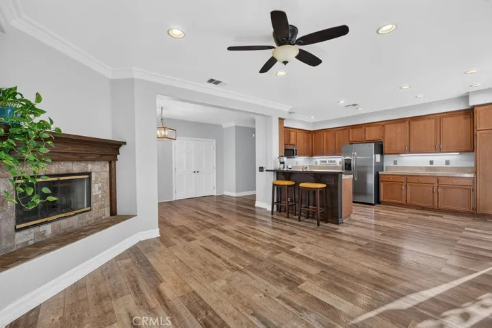 28712 Lantern Park Lane, Menifee, California 92584