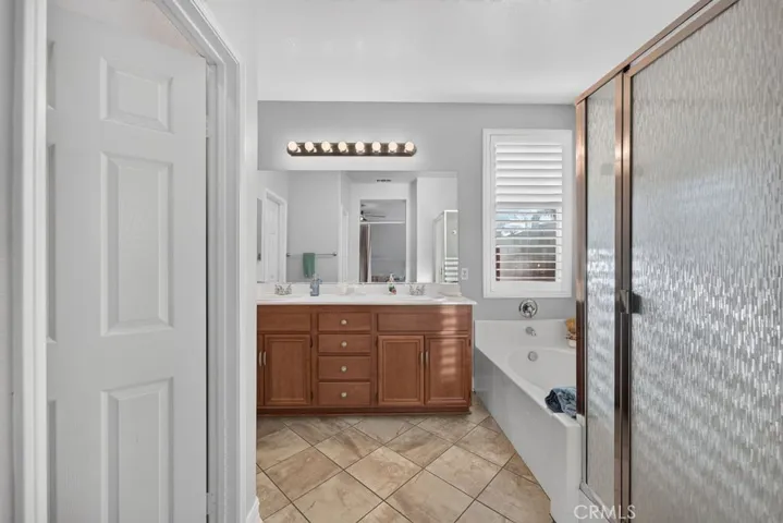 28712 Lantern Park Lane, Menifee, California 92584