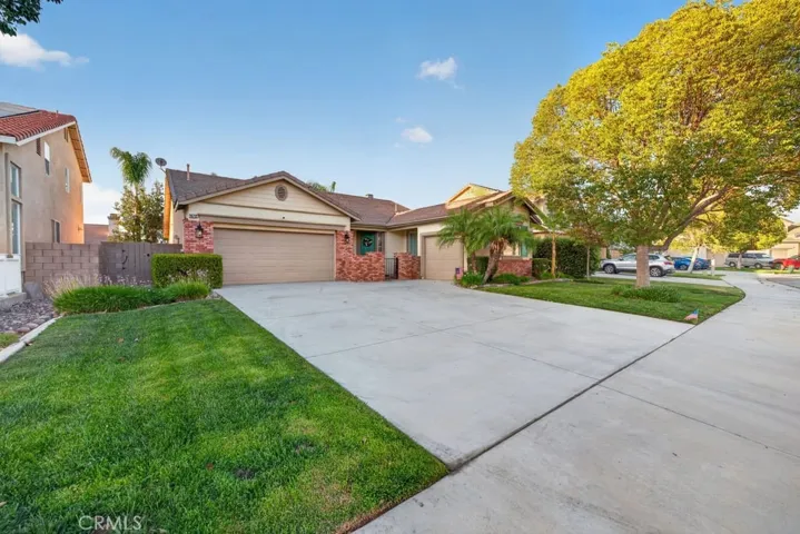 28712 Lantern Park Lane, Menifee, California 92584