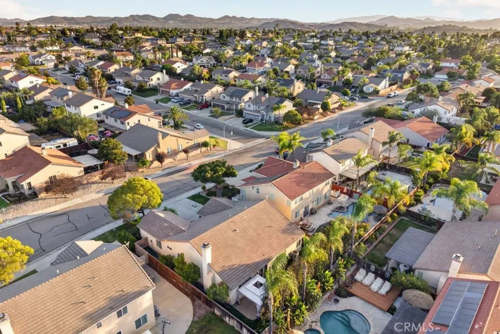 28712 Lantern Park Lane, Menifee, California 92584