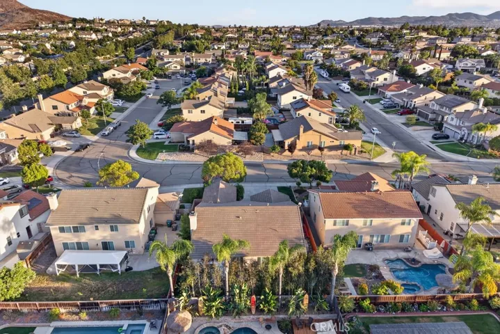 28712 Lantern Park Lane, Menifee, California 92584
