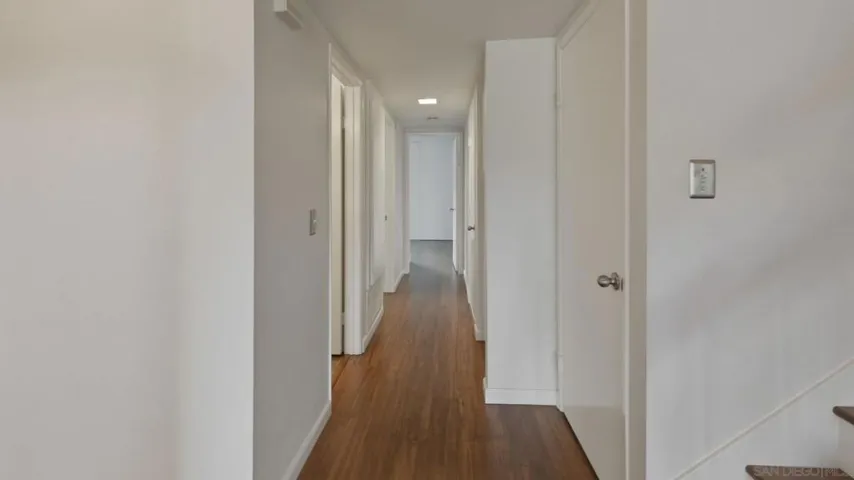 1612 Bridgeview Dr, San Diego, California 92105