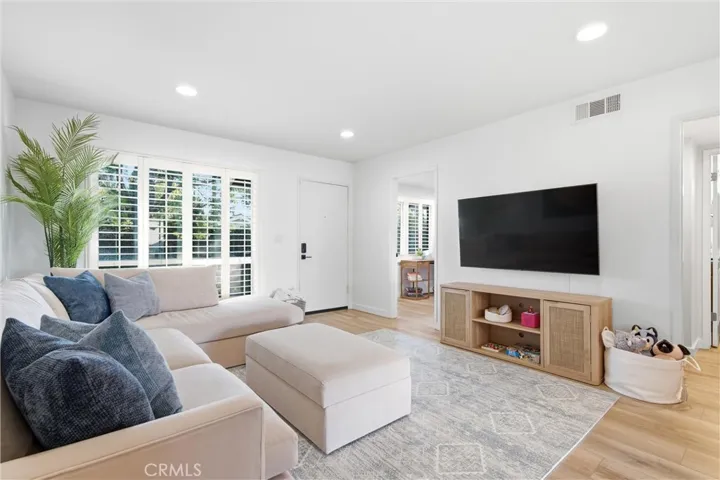 5583 Tiffany Avenue, Garden Grove, California 92845