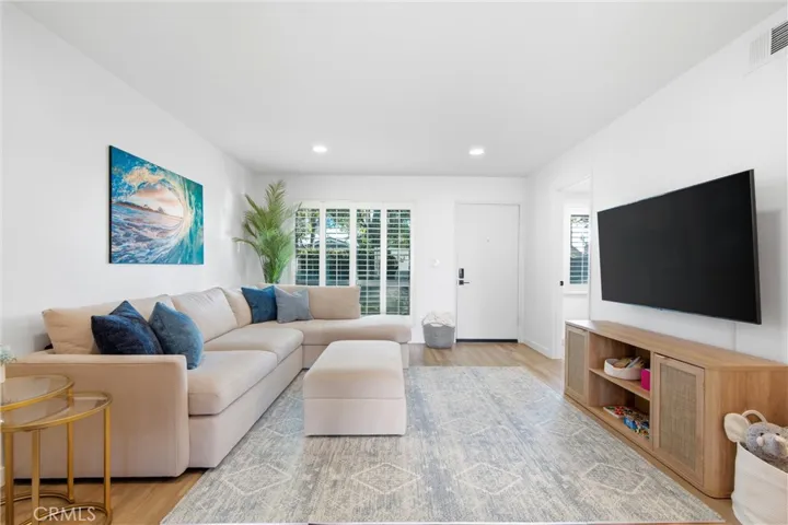 5583 Tiffany Avenue, Garden Grove, California 92845