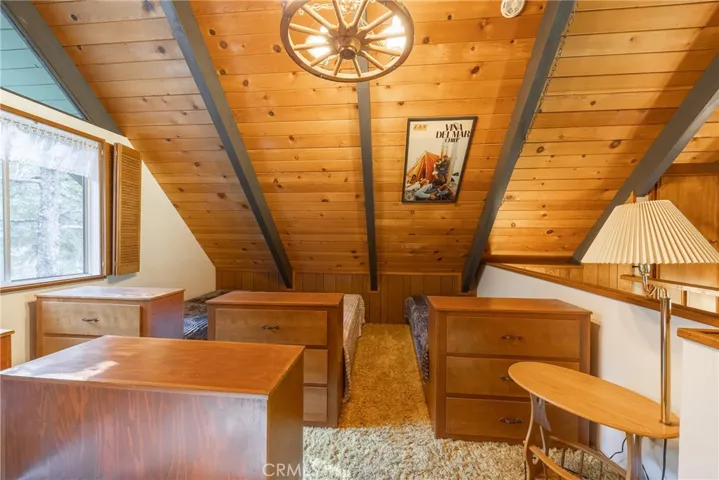 271 Fremont Road, Lake Arrowhead, California 92352