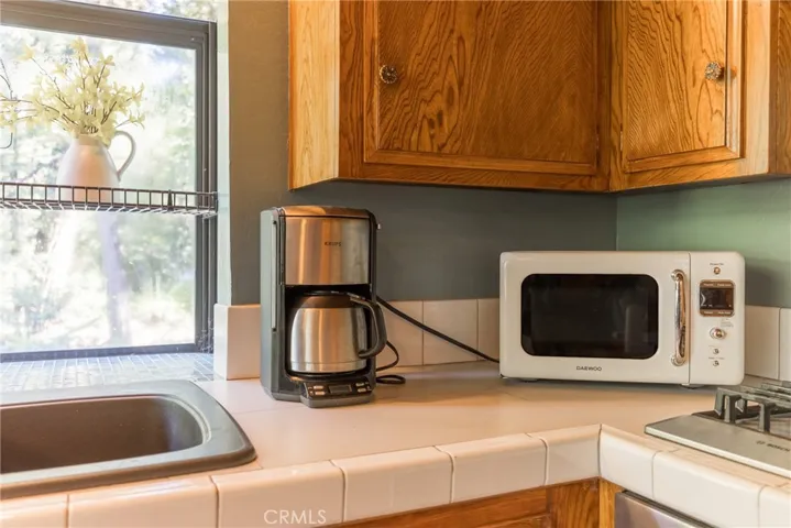 271 Fremont Road, Lake Arrowhead, California 92352