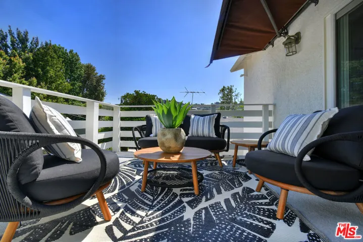 4176 Klump Avenue, Studio City, California 91602