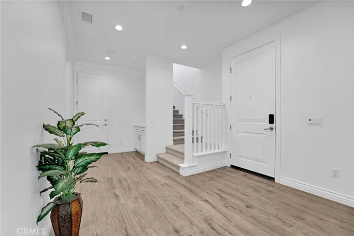 112 Vessel, Irvine, California 92618