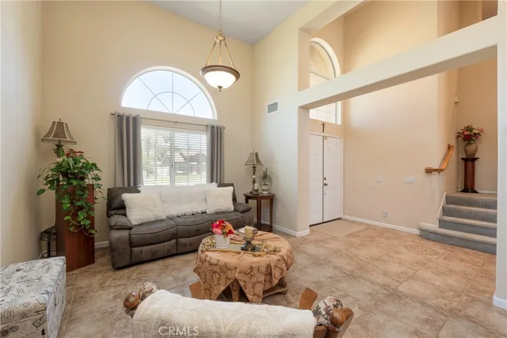 1348 Avenida Roundelay, San Jacinto, California 92583