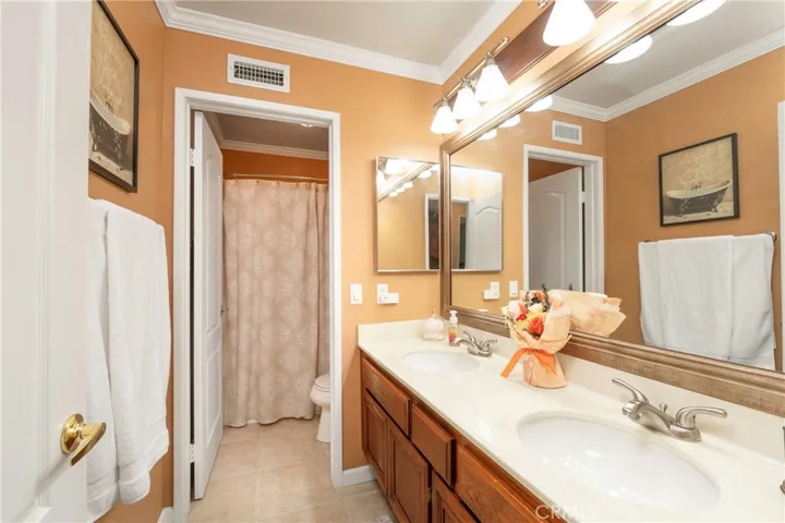 1348 Avenida Roundelay, San Jacinto, California 92583