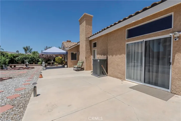 1348 Avenida Roundelay, San Jacinto, California 92583