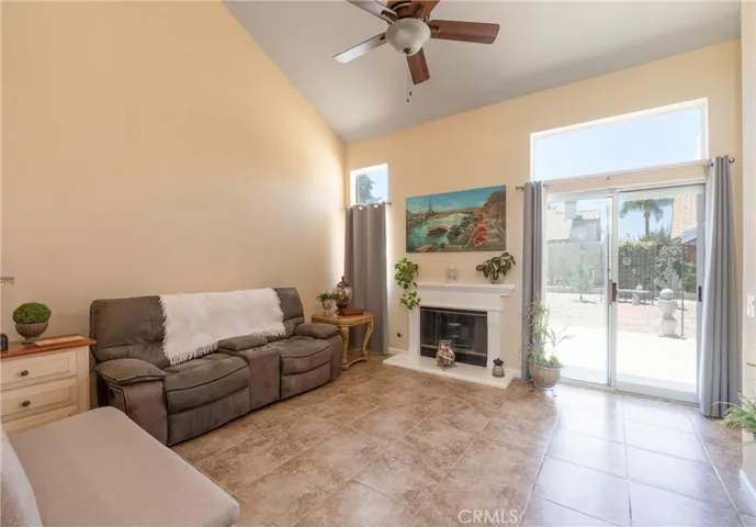 1348 Avenida Roundelay, San Jacinto, California 92583