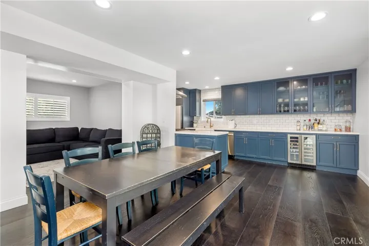 21809 Martinez, Woodland Hills, California 91364