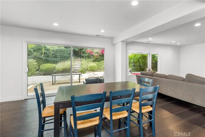 21809 Martinez, Woodland Hills, California 91364