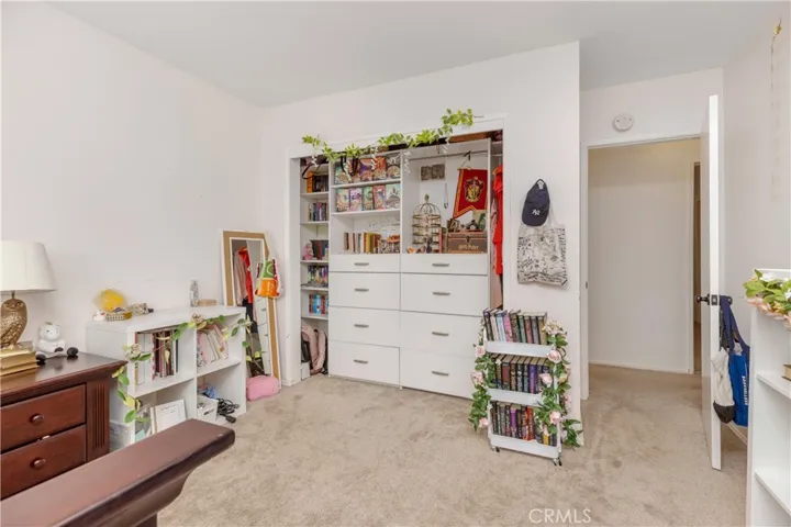 21809 Martinez, Woodland Hills, California 91364