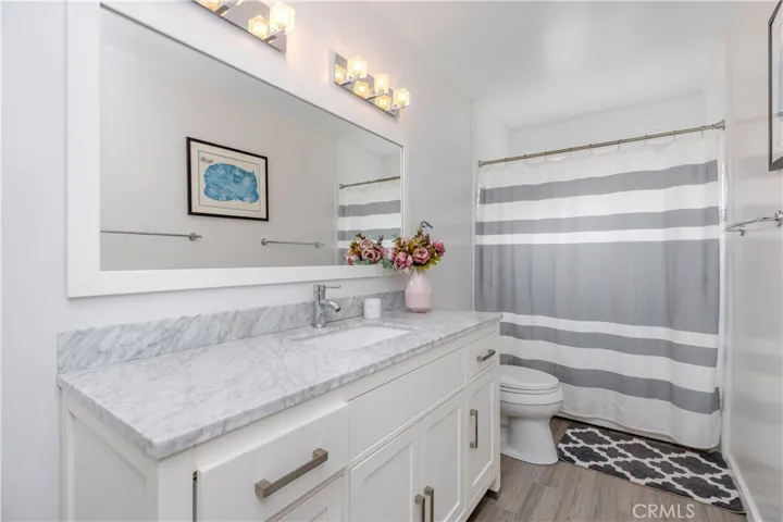 21809 Martinez, Woodland Hills, California 91364