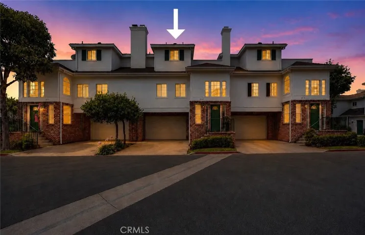 Enjoy a nicely sized 2 car driveway with a 2 car garage!!