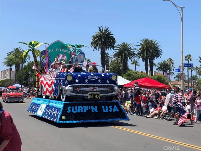 The famous HB 4th of July parade!