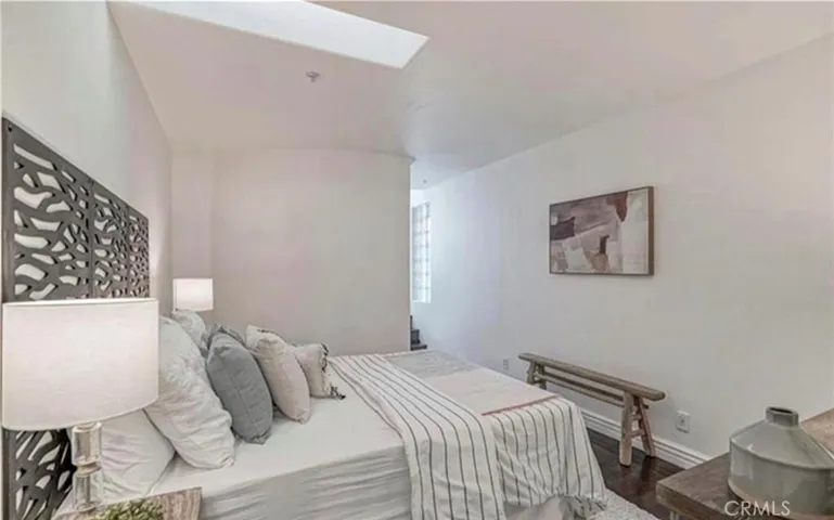 Great space for guests, office, or flexible living.