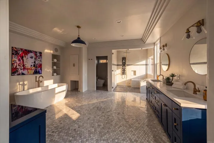3866 Alta Mesa Drive, Studio City, California 91604