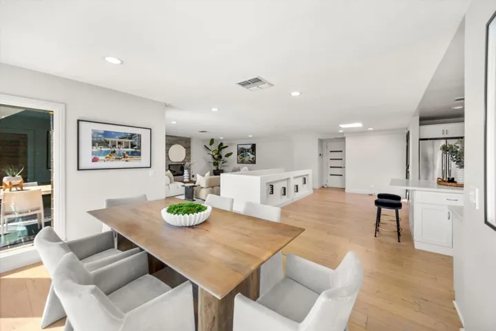 3866 Alta Mesa Drive, Studio City, California 91604