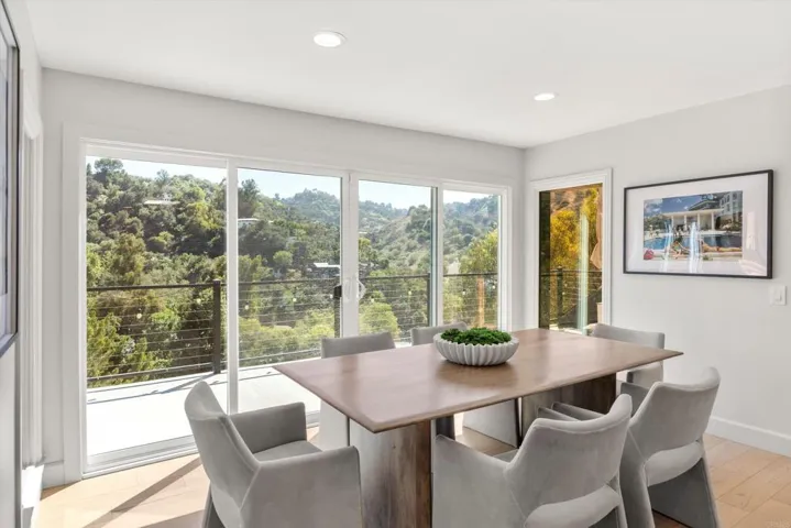3866 Alta Mesa Drive, Studio City, California 91604