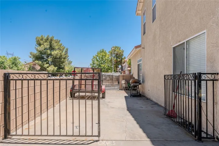 12550 Eaton Lane, Victorville, California 92392