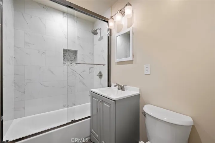443 S Devon, Orange, California 92868