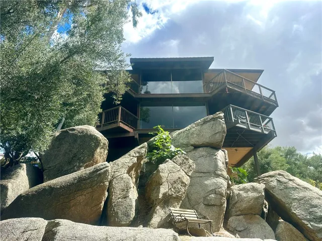 17115 Ranchero, Riverside, California 92504
