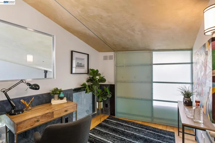 755 Folger Ave, Berkeley, California 94710