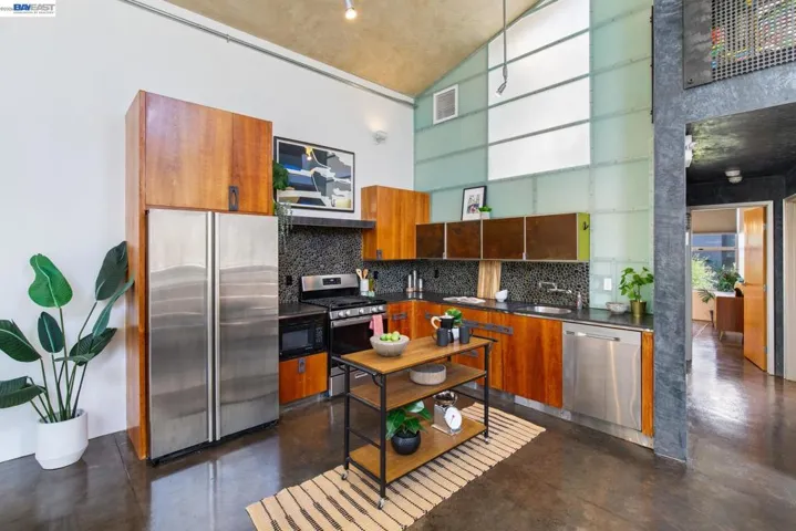 755 Folger Ave, Berkeley, California 94710