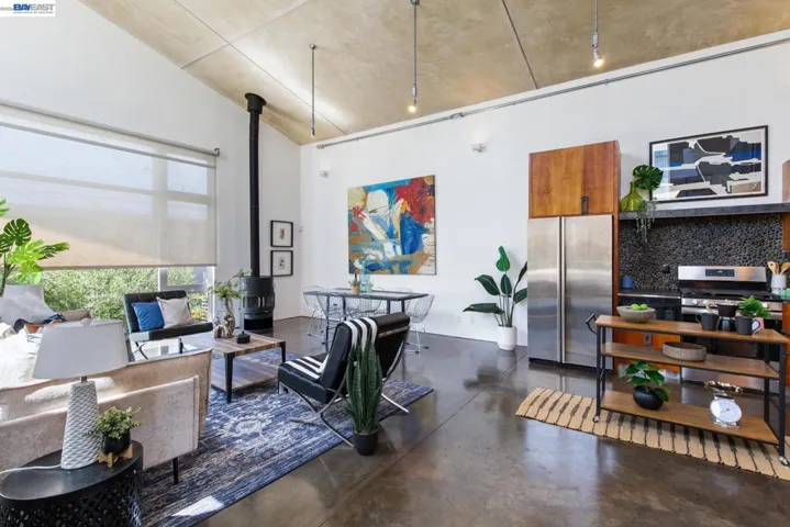 755 Folger Ave, Berkeley, California 94710