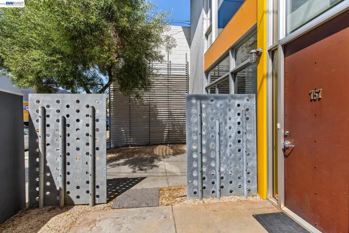 755 Folger Ave, Berkeley, California 94710