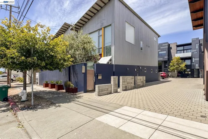 755 Folger Ave, Berkeley, California 94710