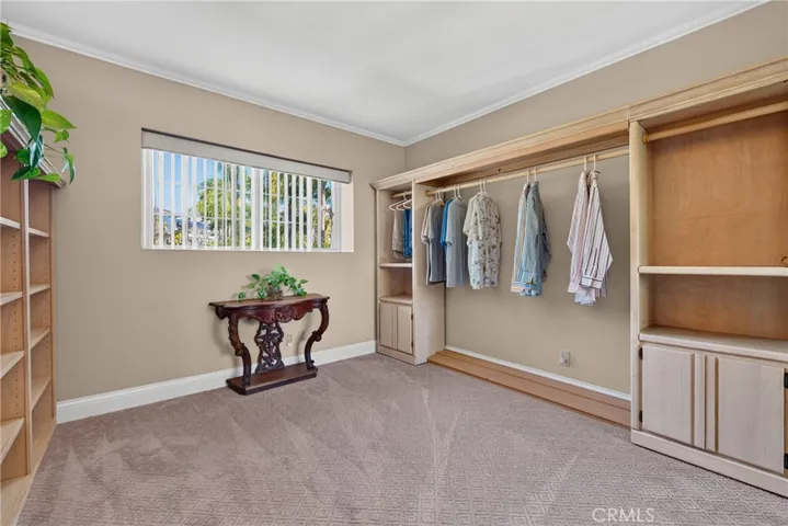 All bedrooms have crown moldings