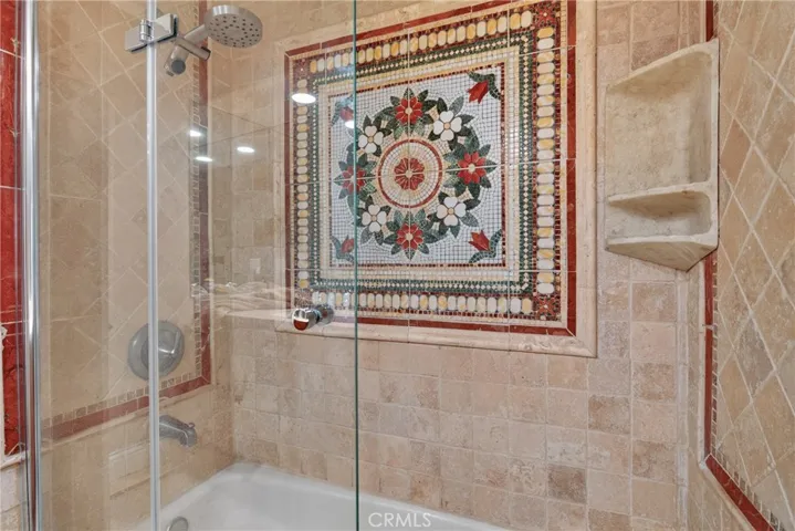 Upstairs shared bathroom