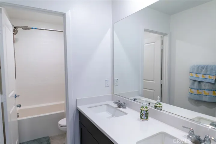 5007 Bay Laurel, Fontana, California 92336