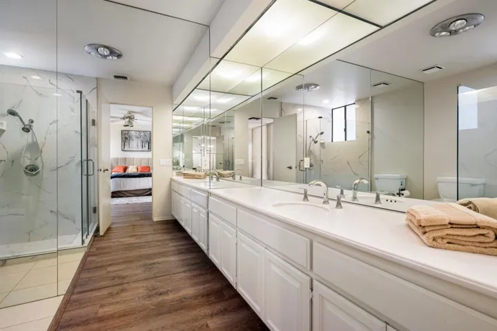 39-web-or-mls-CMColumbia_OPMG_0825_039