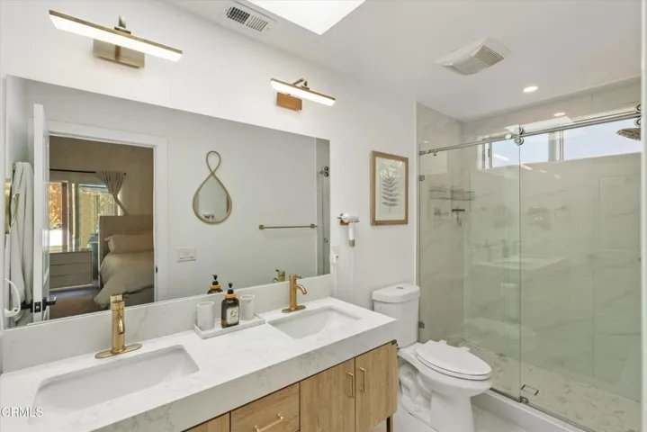 34-37271-37th-st-e_034