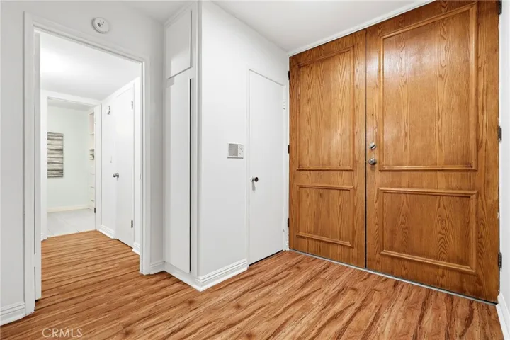 5807 Green Valley #323
