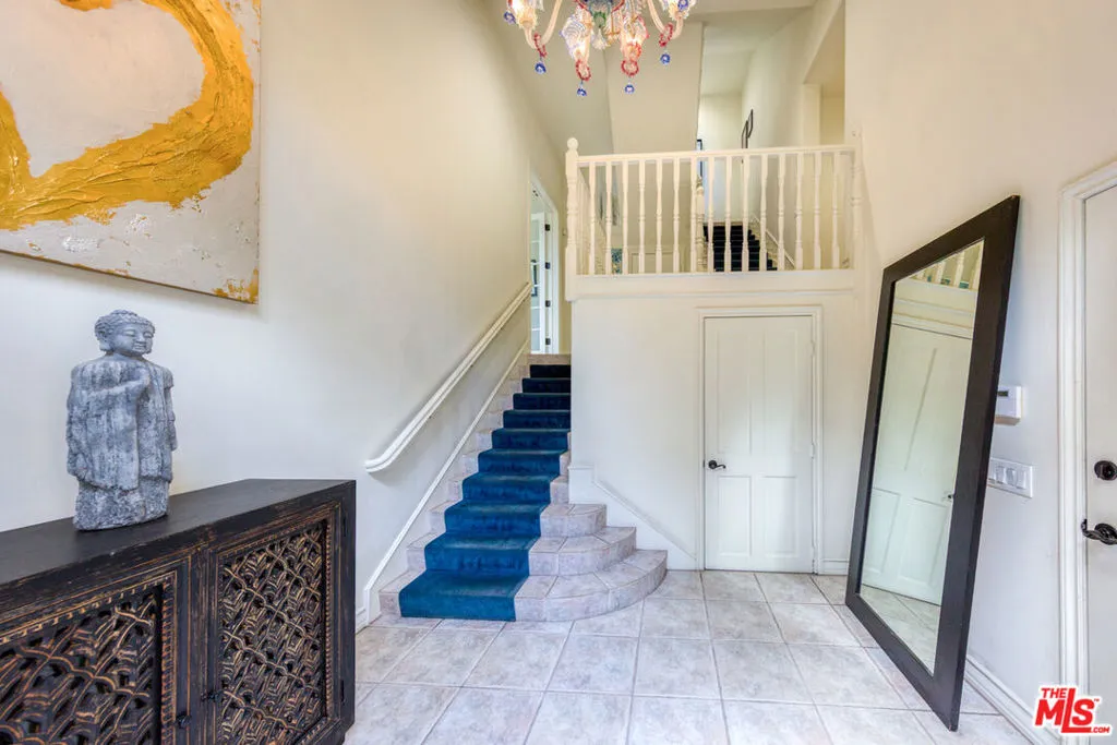 3827 Berry Drive, Studio City, California 91604 — photo 5