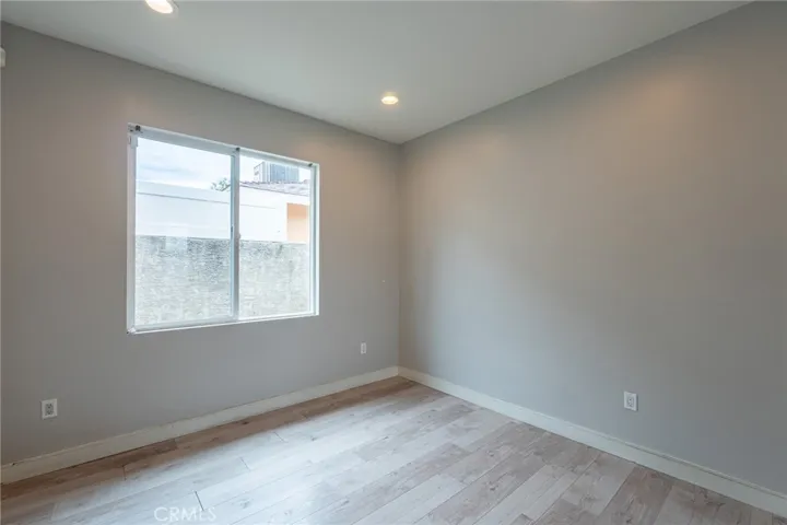 6938 Peach Avenue, Van Nuys, California 91406