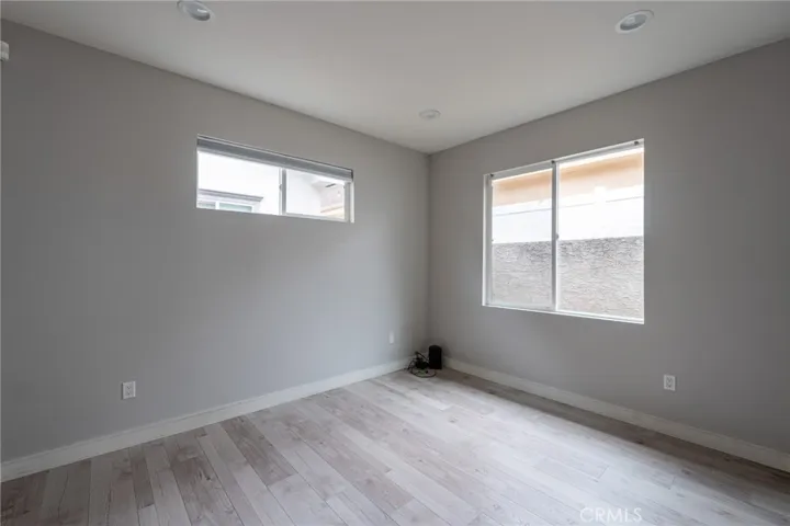 6938 Peach Avenue, Van Nuys, California 91406