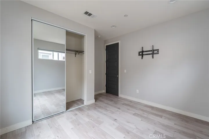 6938 Peach Avenue, Van Nuys, California 91406