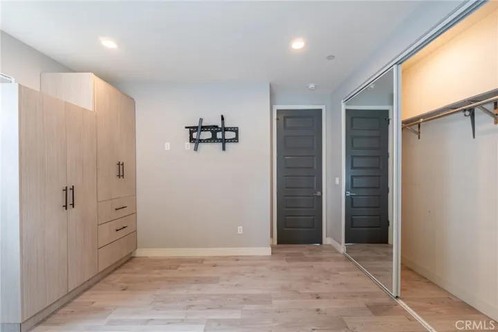 6938 Peach Avenue, Van Nuys, California 91406