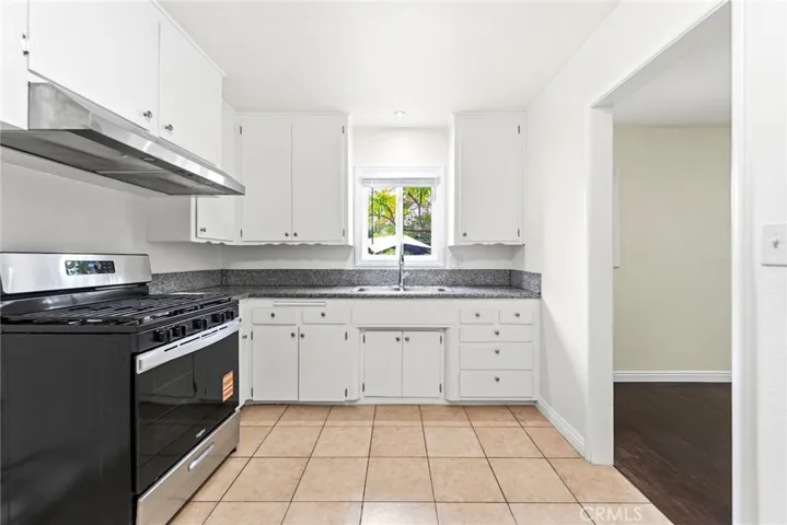 703 S Harbor Blvd, Anaheim, California 92805